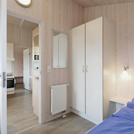 Holiday home Frische Brise 21 - Dorf 3 *