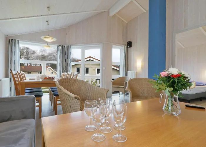 Frische Brise 21 - Dorf 3 Vakantiehuis Priwall